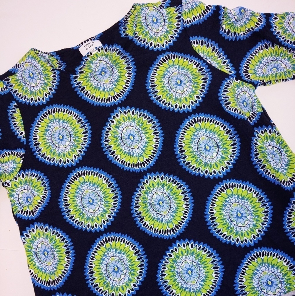 Crown & Ivy Rayon Blend Top M